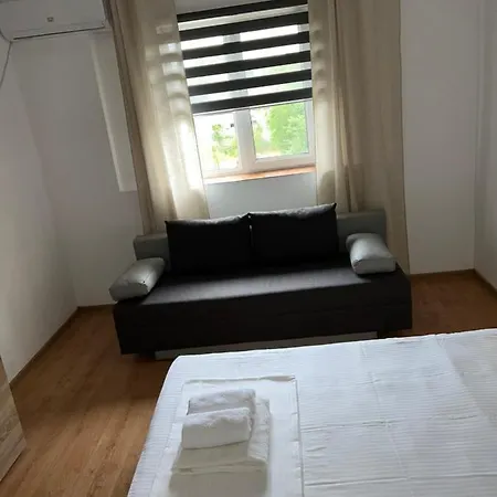 Studio Andedi Apartment *